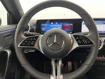 Photo 86 Mercedes Classe A  180 7G-DCT