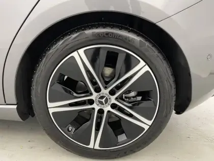 Photo 16 Mercedes Classe A  180 7G-DCT