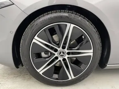 Photo 81 Mercedes Classe A  180 7G-DCT