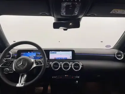 Photo 93 Mercedes Classe A  180 7G-DCT