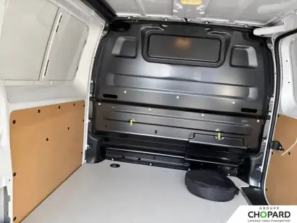 Photo 36 Peugeot Expert E- FGN M ELECTRIQUE 100KWH (136CH) BATTERIE 75 KWH