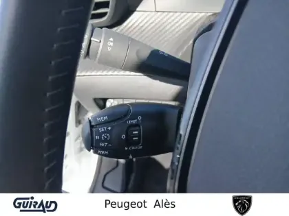 Photo 59 Peugeot 208  PureTech 75 S&S BVM5