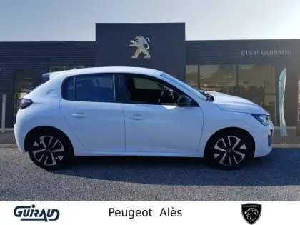 Photo 46 Peugeot 208  PureTech 75 S&S BVM5