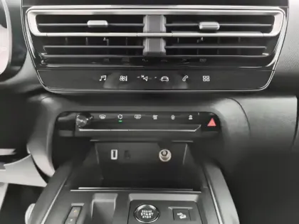 Photo 11 Citroën C5 aircross  BlueHDi 130 EAT8 Plus