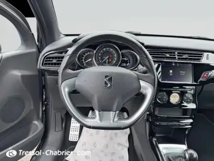 Photo 11 DS DS 3  PureTech 110 S&S BVM5 Performance Line