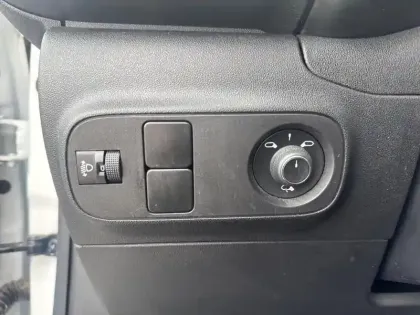 Photo 12 Citroën C3 Gén. III Ph2 NG MAX 5