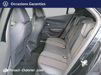 Photo 22 Peugeot 2008  BlueHDi 130 S&S EAT8 GT