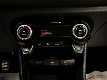 Photo 13 Kia Picanto 1.2 DPI 79 CH BVM5