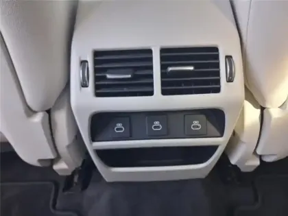 Photo 30 Jaguar E-Pace 2.0 D-200 CH MHEV AWD BVA