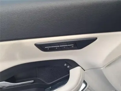 Photo 12 Jaguar E-Pace 2.0 D-200 CH MHEV AWD BVA