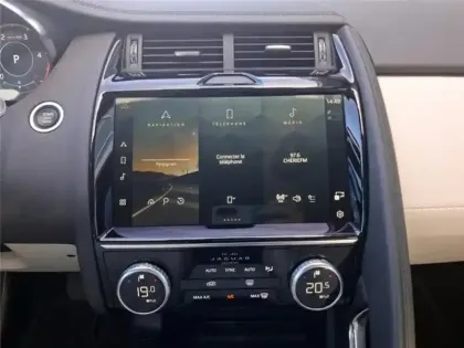 Photo 22 Jaguar E-Pace 2.0 D-200 CH MHEV AWD BVA