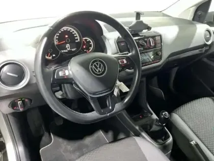 Photo 8 Volkswagen Up ! 2.0 1.0 65 BlueMotion Technology BVM5 Active