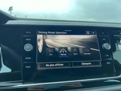 Photo 5 Volkswagen Polo FL 1.0 TSI 95 CH DSG7 STYLE