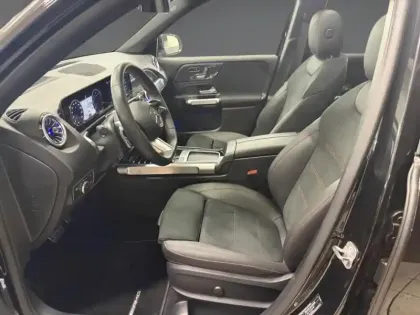 Photo 23 Mercedes GLB Gén. I (X247) Ph2 AMG Line 5