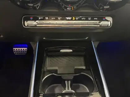 Photo 13 Mercedes GLB 200 d AMG Line