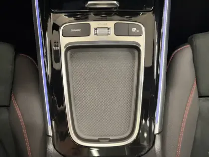 Photo 14 Mercedes GLB 200 d AMG Line