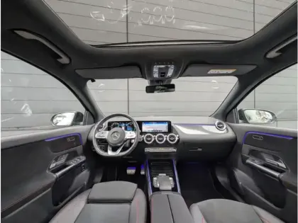 Photo 10 Mercedes GLA 250 e 