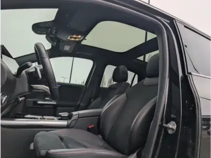 Photo 16 Mercedes GLA 250 e 