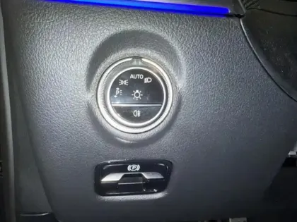 Photo 11 Mercedes Classe C  220 d Berline AMG Lin