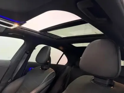 Photo 19 Mercedes Classe C  220 d Berline AMG Lin