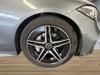 Photo 14 Mercedes Classe C  220 d Berline AMG Lin