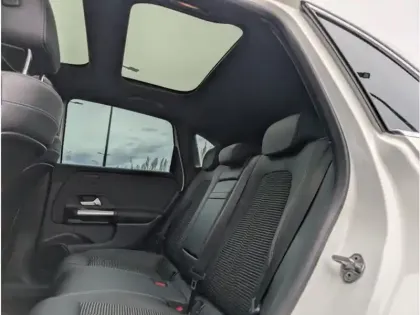 Photo 18 Mercedes Classe B 180 d 