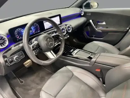 Photo 19 Mercedes Classe A 200 d AMG Line