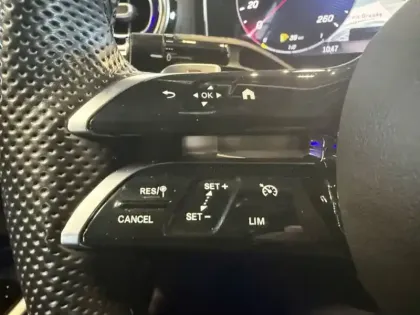 Photo 12 Mercedes Classe C C 200 AMG line