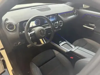 Photo 12 Mercedes GLA 200 d AMG Line