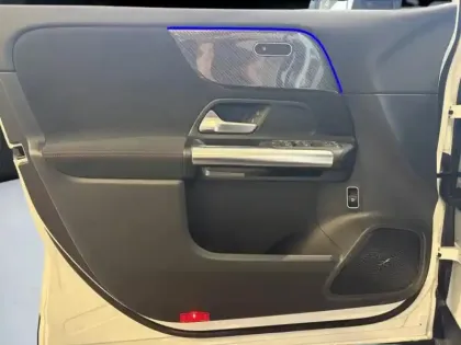 Photo 14 Mercedes GLA 200 d AMG Line