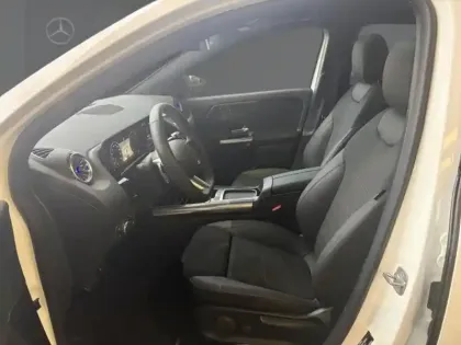 Photo 11 Mercedes GLA 200 d AMG Line