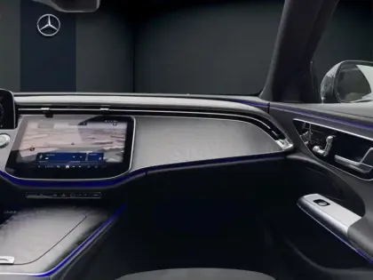 Photo 17 Mercedes Classe E 220 d AMG Line 