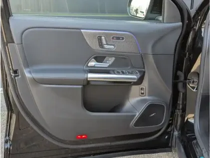 Photo 16 Mercedes EQA 350 4MATIC 