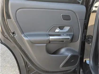 Photo 18 Mercedes EQA 350 4MATIC 