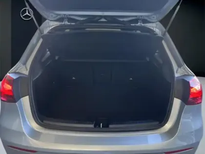 Photo 9 Mercedes Classe A Gén. IV (W177) Ph2 AMG Line 5