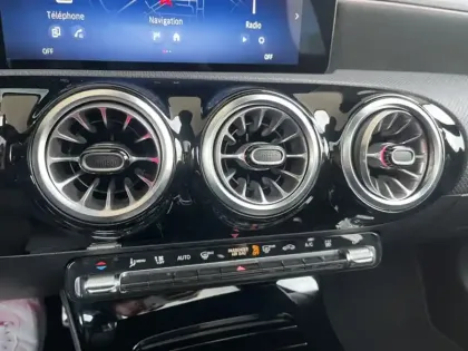 Photo 19 Mercedes Classe A 250 e Hybrid EQ AMG Line