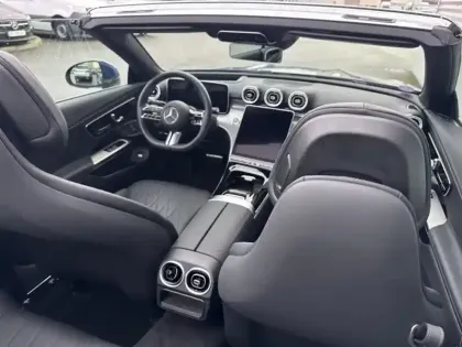 Photo 10 Mercedes CLE  300 4MATIC AMG Line Cabrio