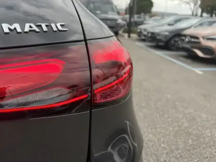 Photo 11 Mercedes Classe GLC GLC 220 d 4MATIC AMG Line