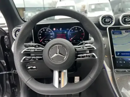 Photo 15 Mercedes Classe GLC GLC 220 d 4MATIC AMG Line