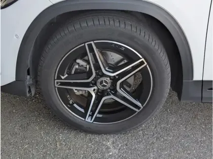 Photo 8 Mercedes GLA 250 e 