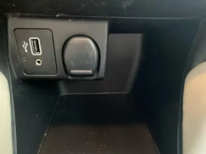 Photo 17 Nissan Micra 1.0 IG-T 100ch N-Connecta 2020