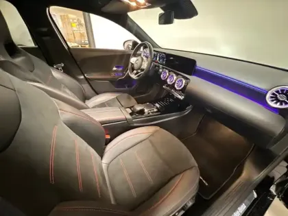 Photo 6 Mercedes Classe A 200 d 150ch AMG Line 8G-DCT