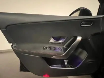 Photo 16 Mercedes Classe A 200 d 150ch AMG Line 8G-DCT