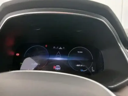 Photo 21 Renault Captur E-Tech Plug-in 160 Initiale Paris