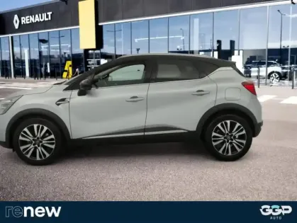 Photo 10 Renault Captur E-Tech Plug-in 160 Initiale Paris