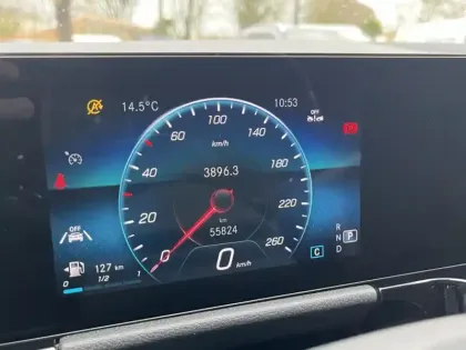 Photo 21 Mercedes GLA 200 d AMG Line