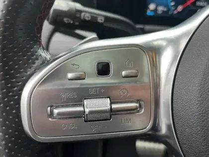 Photo 15 Mercedes GLA 200 d AMG Line