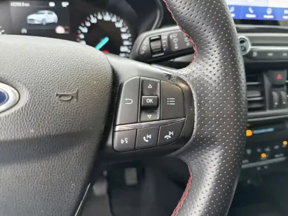 Photo 19 Ford Focus 1.0 EcoBoost 125ch ST-Line