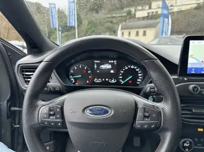 Photo 6 Ford Focus 1.0 EcoBoost 125ch ST-Line