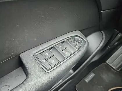 Photo 5 Renault Arkana 1.3 TCe 140ch FAP Business EDC